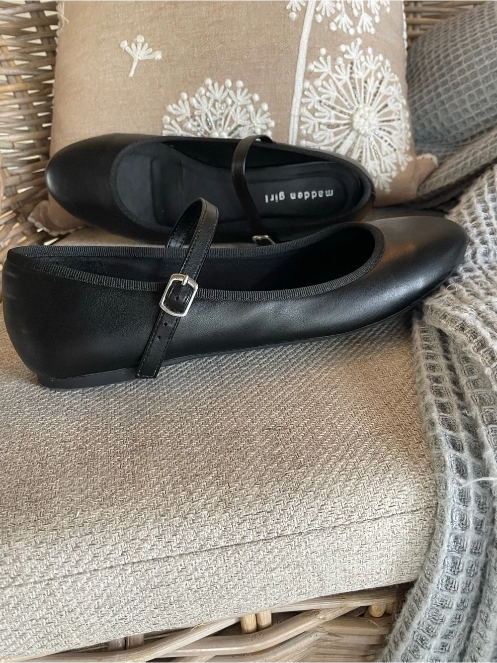 Steve Madden Women's Violette Mary Jane Flat Black